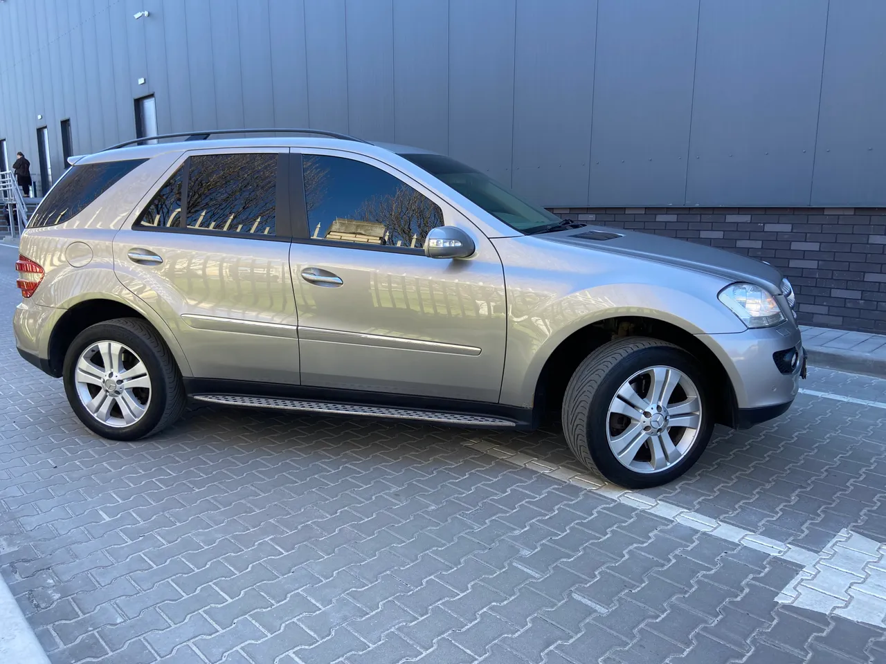 Mercedes-Benz M-Класс - фото 5