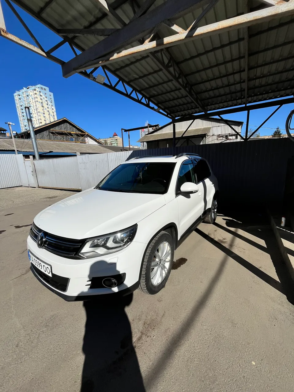 Volkswagen Tiguan - фото 5