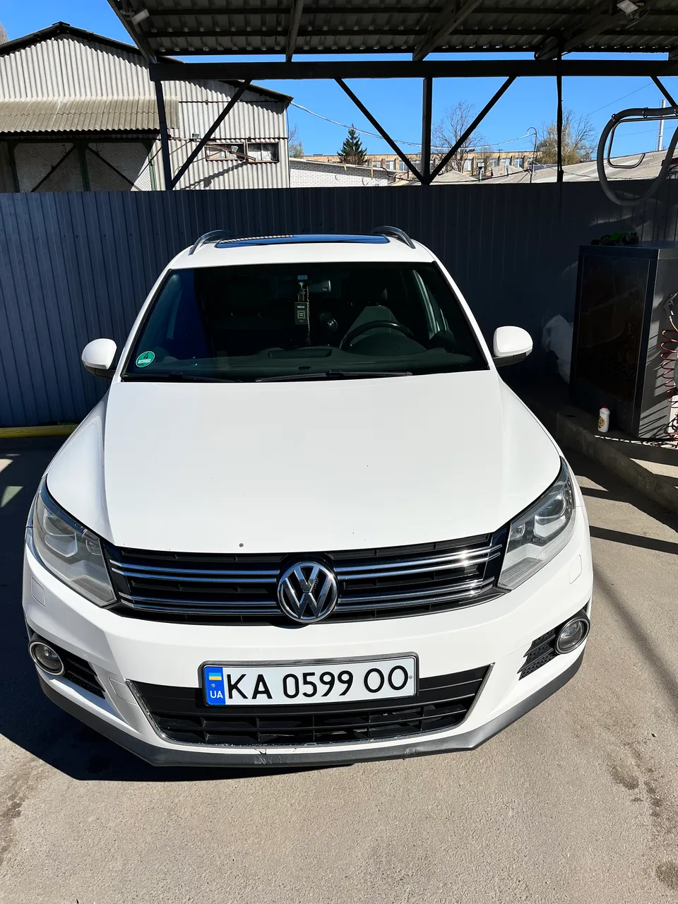 Volkswagen Tiguan - фото 3