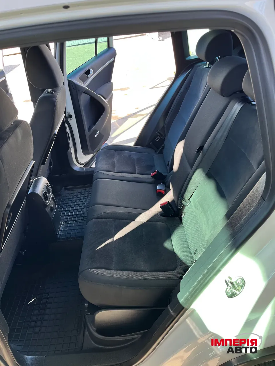 Volkswagen Tiguan - фото 26