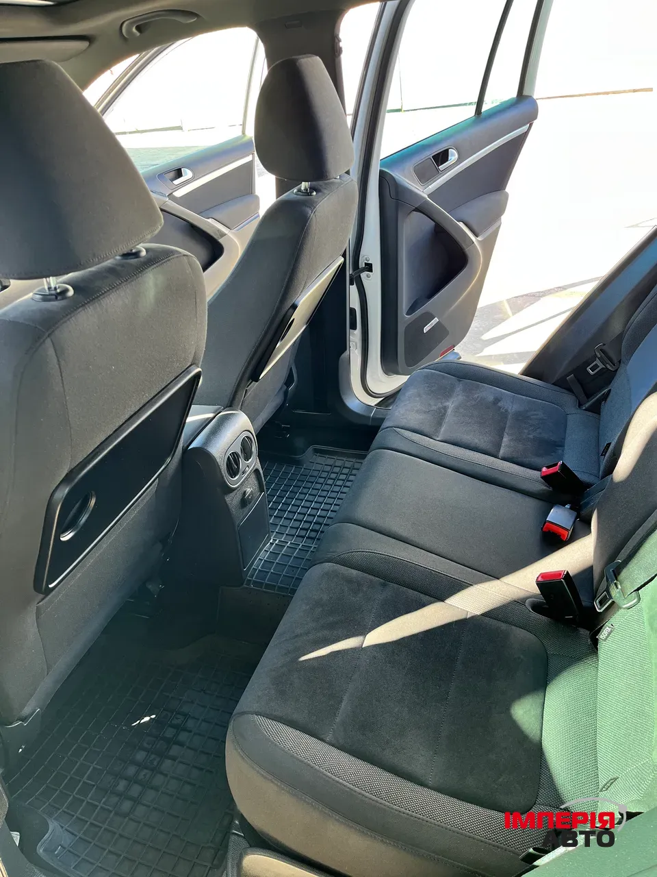 Volkswagen Tiguan - фото 28