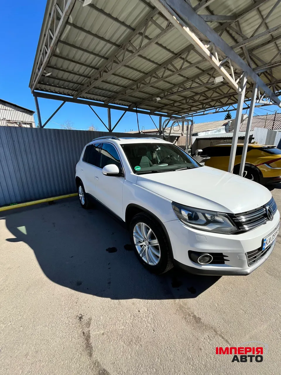 Volkswagen Tiguan - фото 10