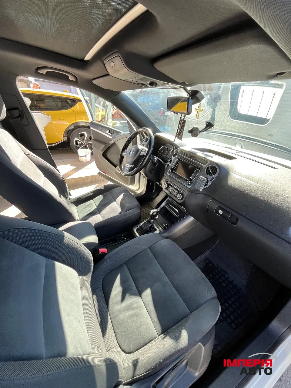 Volkswagen Tiguan - фото 18