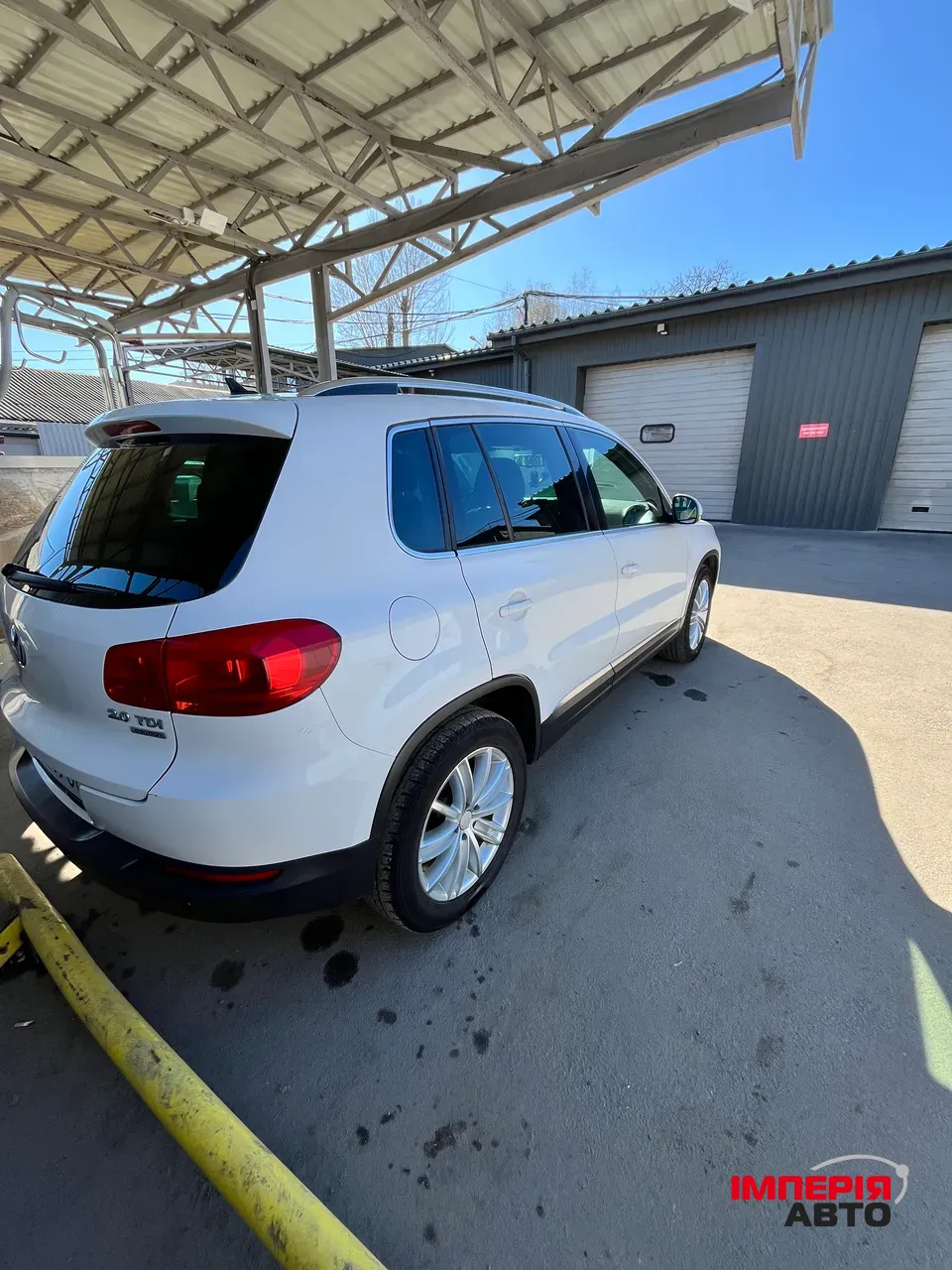 Volkswagen Tiguan - фото 9