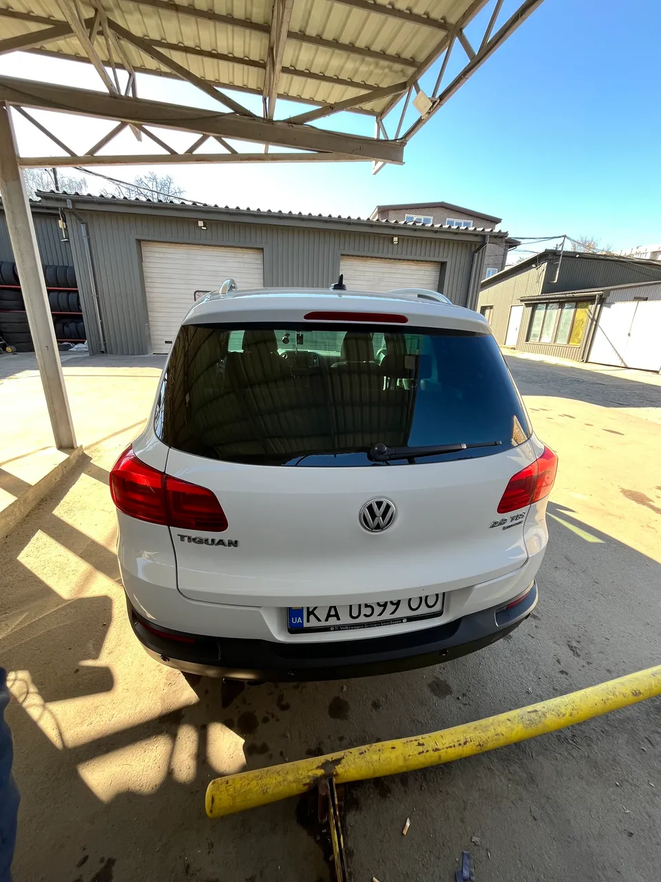 Volkswagen Tiguan - фото 7