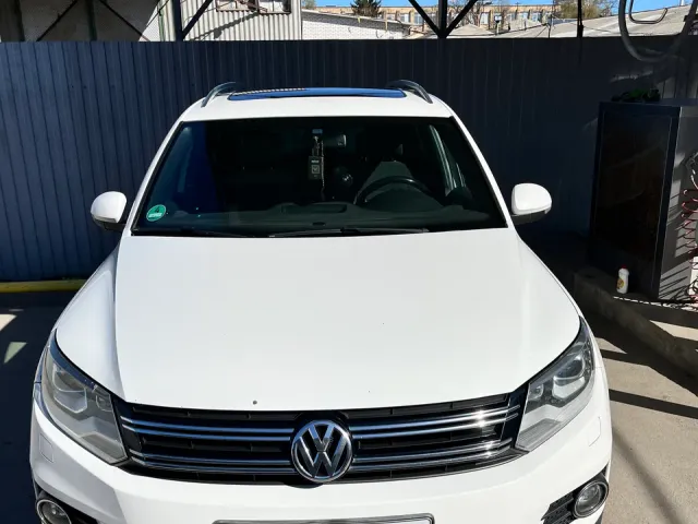 Volkswagen Tiguan - фото 4