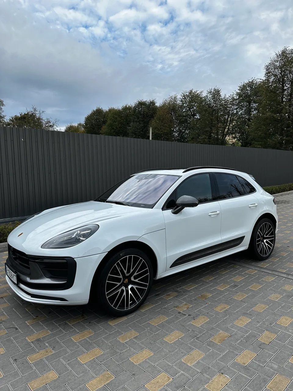 Porsche Macan - фото 1