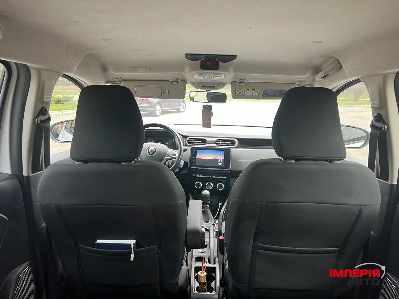 Renault Duster - фото 11
