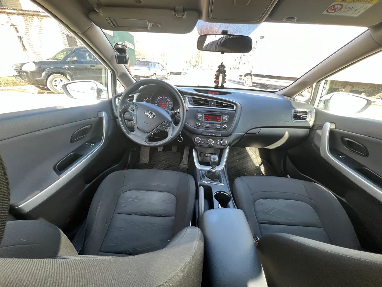 Kia Ceed - фото 16