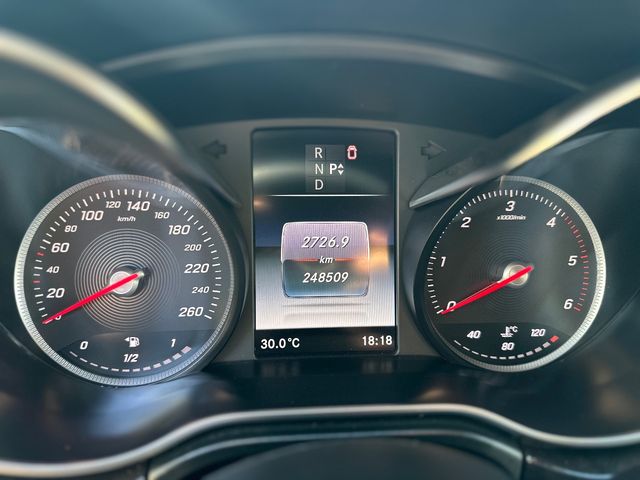 Mercedes-Benz V-Класс - фото 4