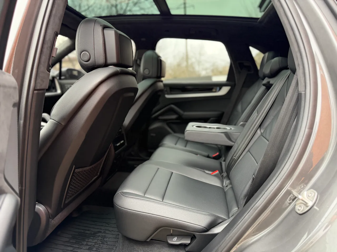 Porsche Cayenne - фото 8