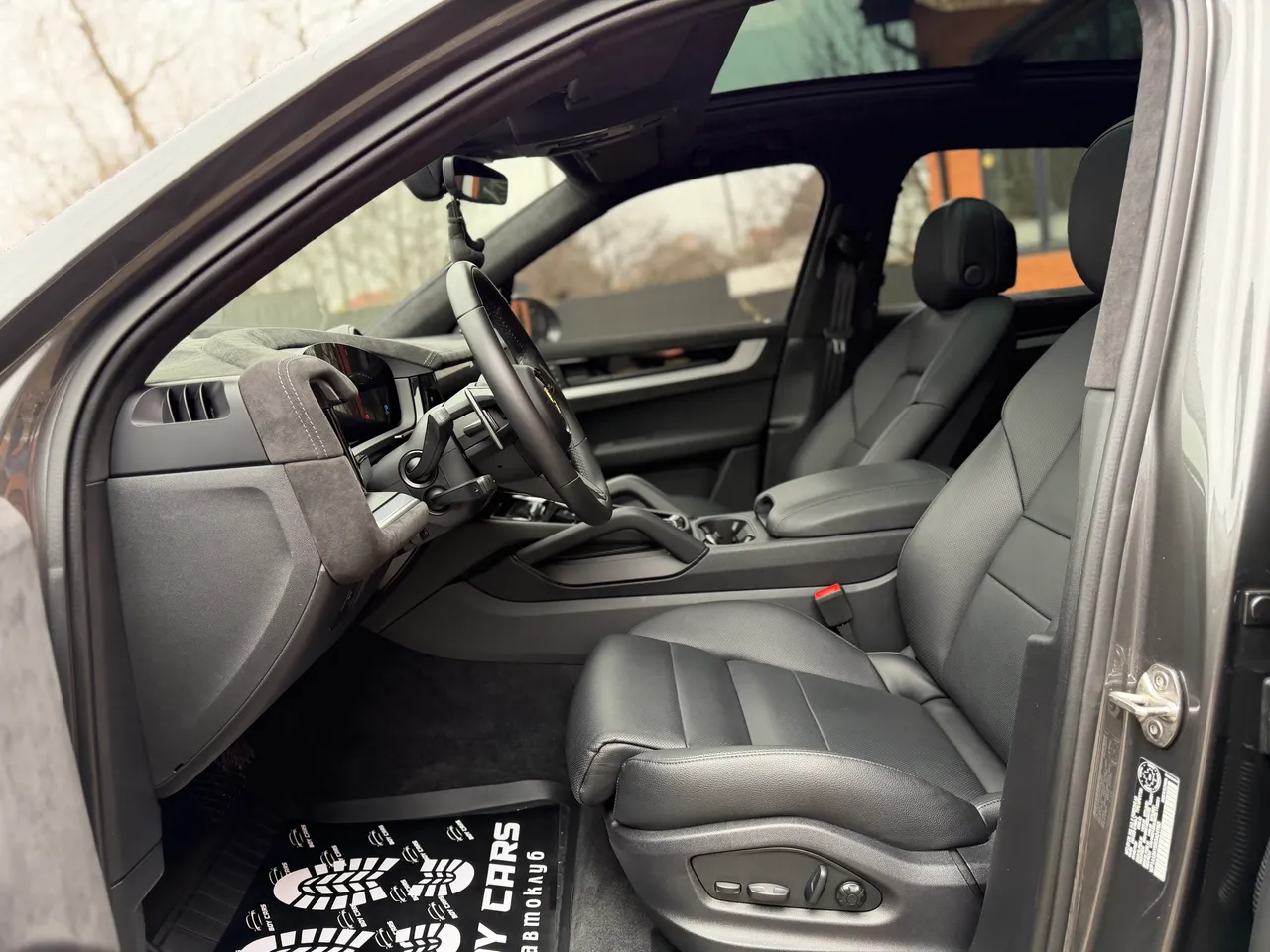 Porsche Cayenne - фото 7