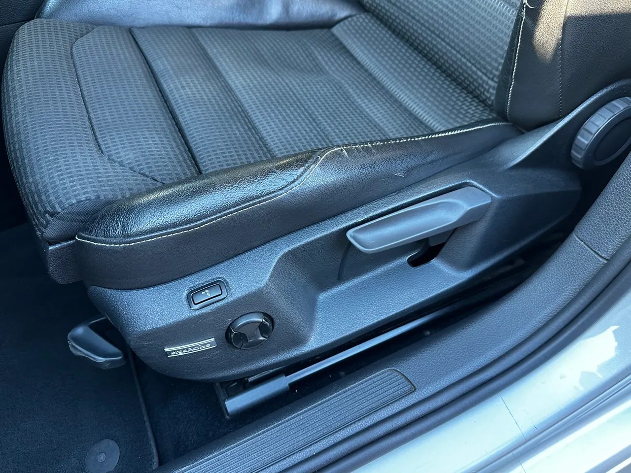 Volkswagen Golf - фото 21