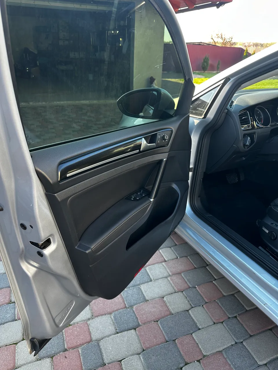 Volkswagen Golf - фото 8