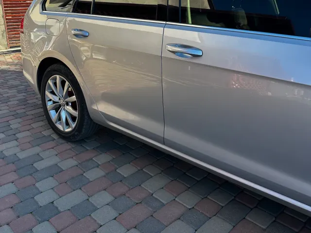 Volkswagen Golf - фото 3