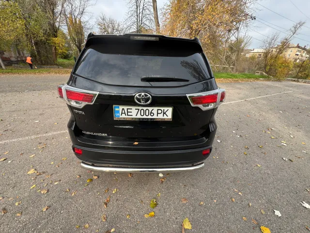 Toyota Highlander - фото 5