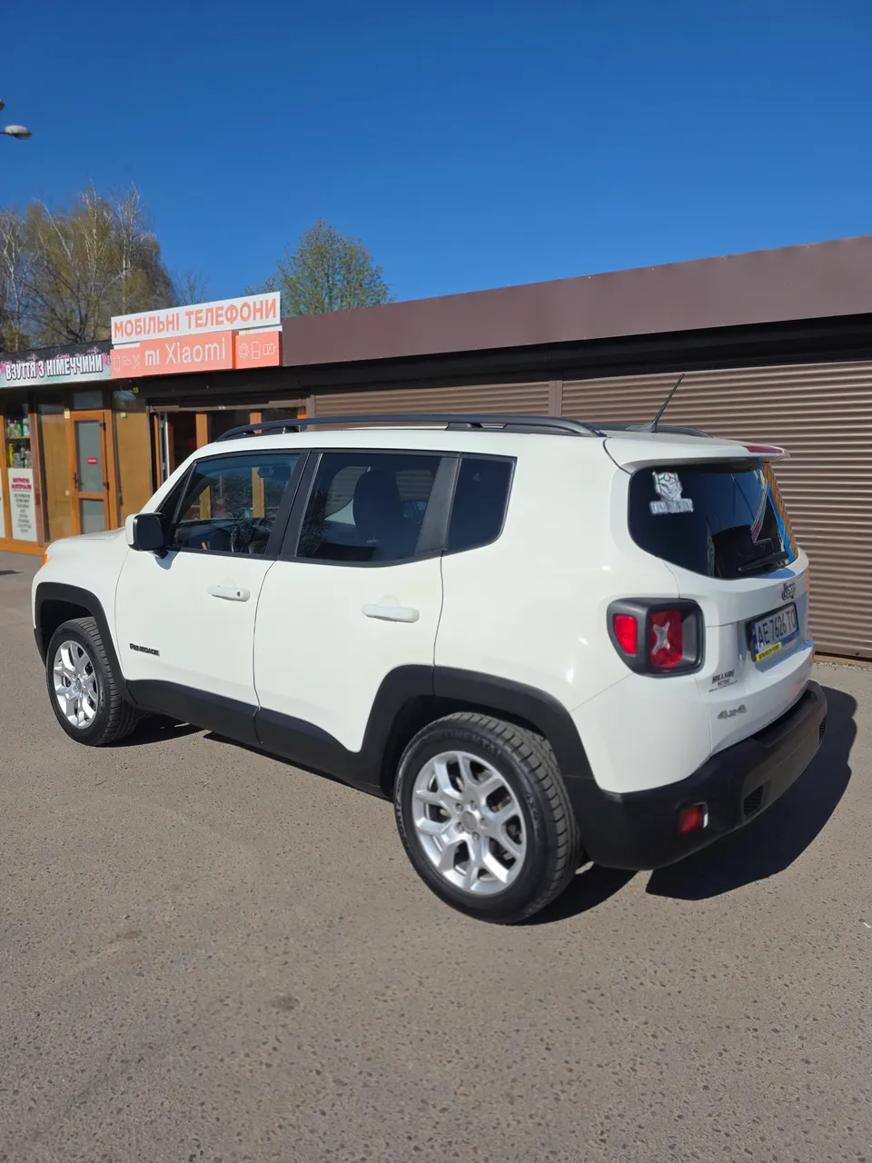 Jeep Renegade - фото 2