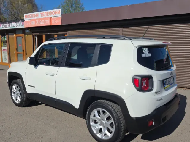Jeep Renegade - фото 2