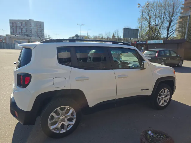 Jeep Renegade - фото 4