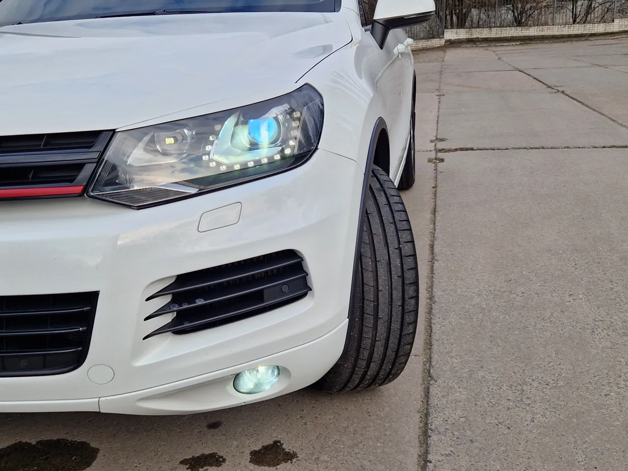 Volkswagen Touareg - фото 9