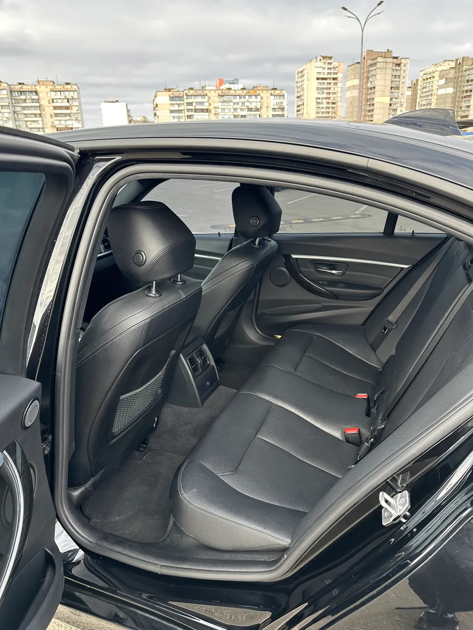 BMW 3 серії - фото 16