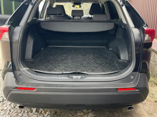 Toyota RAV4 - фото 5