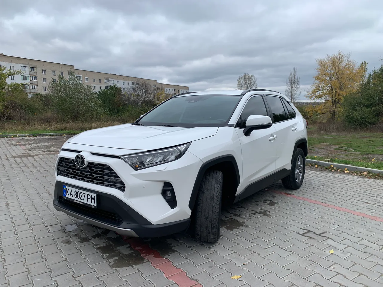 Toyota RAV4 - фото 9