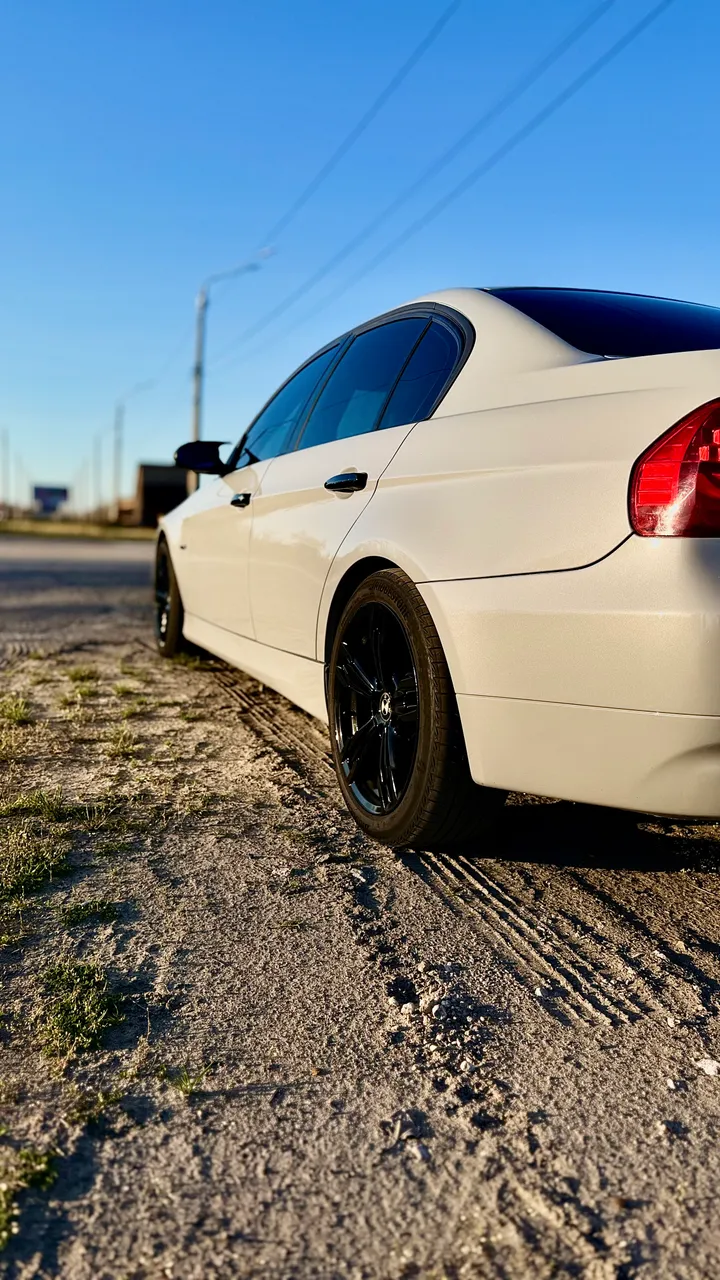 BMW 3 серії - фото 7