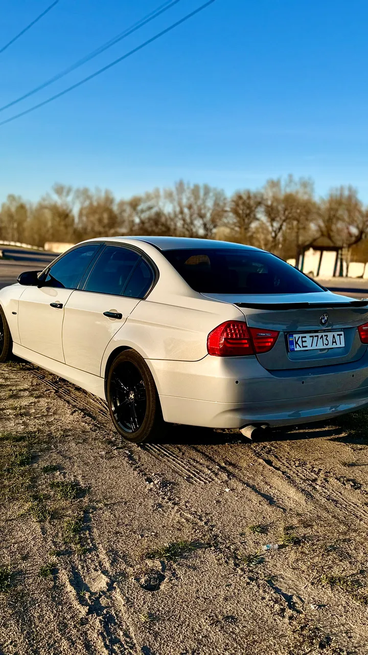 BMW 3 серії - фото 5