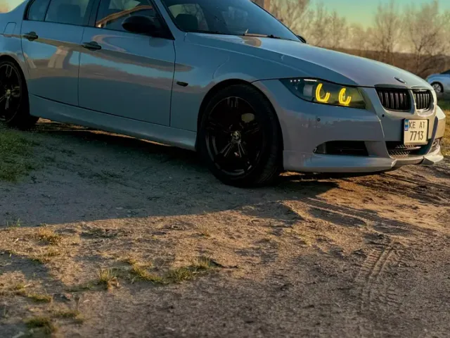 BMW 3 серії - фото 3