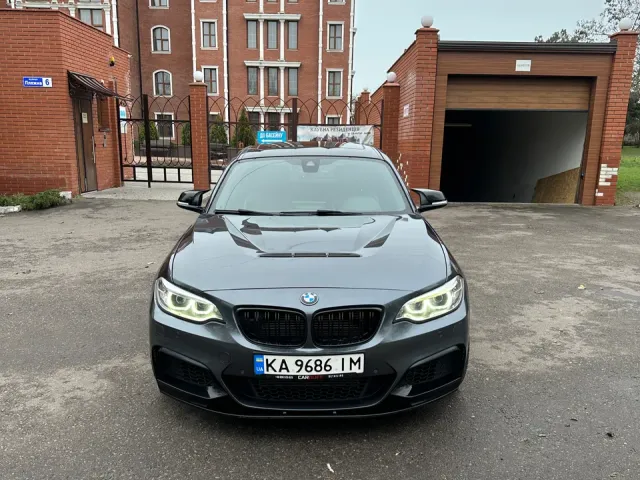 BMW 2 серії - фото 1