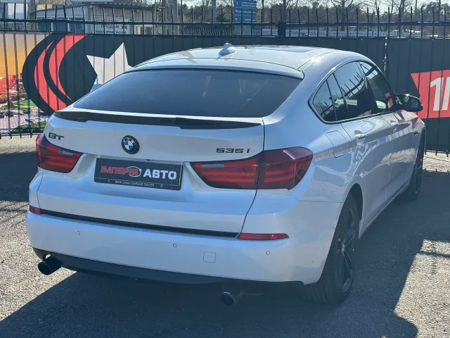 BMW 5 серії - фото 4