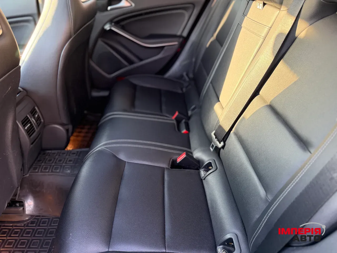 Mercedes-Benz CLA - фото 12