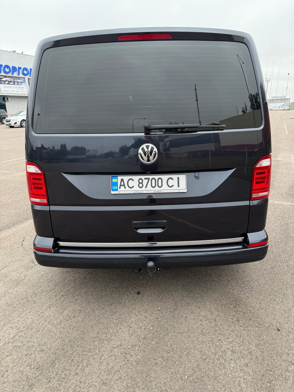 Volkswagen Multivan - фото 38