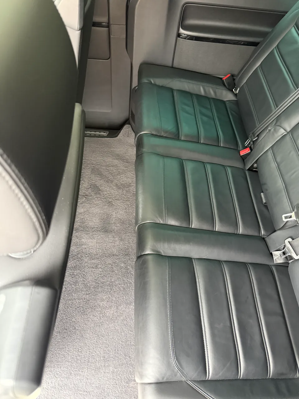 Volkswagen Multivan - фото 28