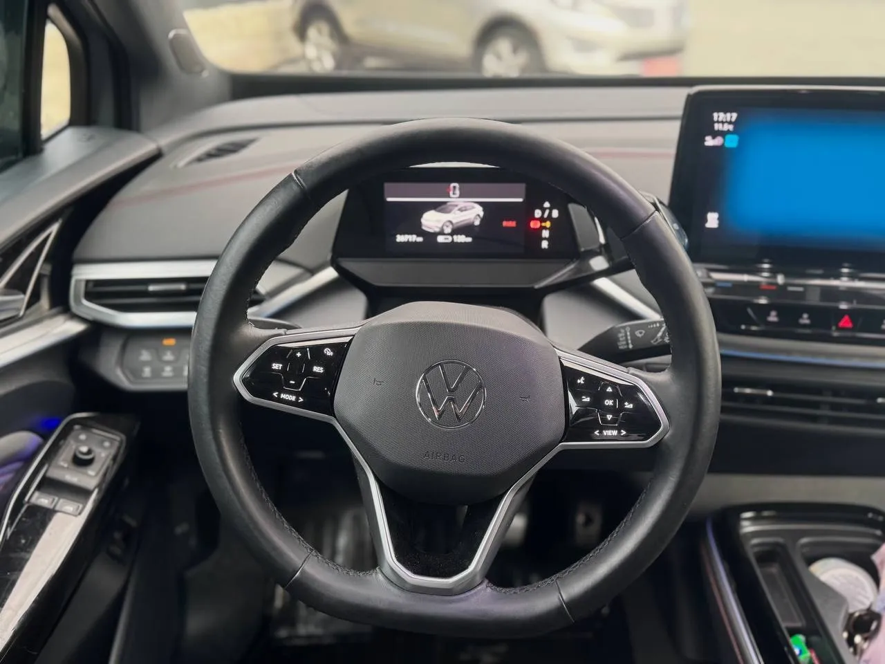 Volkswagen ID.4 - фото 8