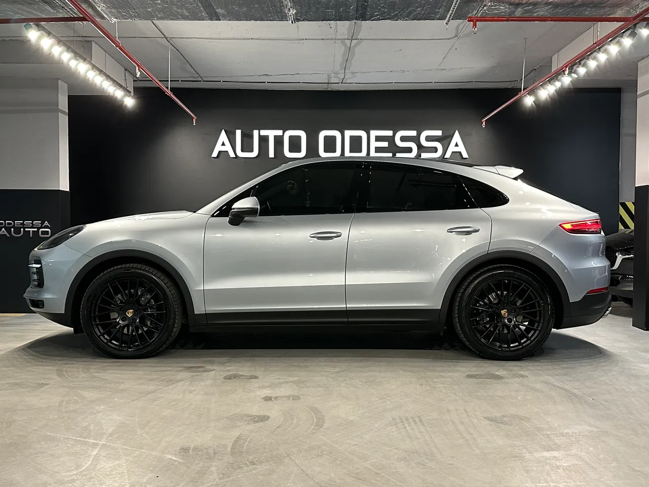 Porsche Cayenne - фото 4