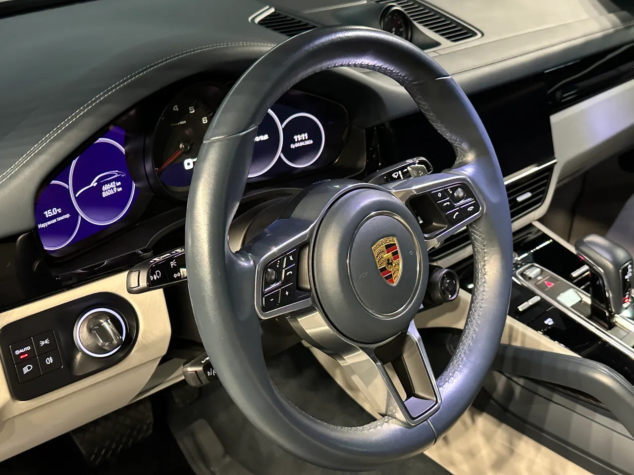 Porsche Cayenne - фото 17