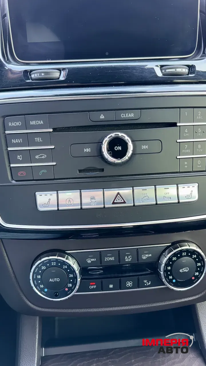 Mercedes-Benz GLE - фото 14