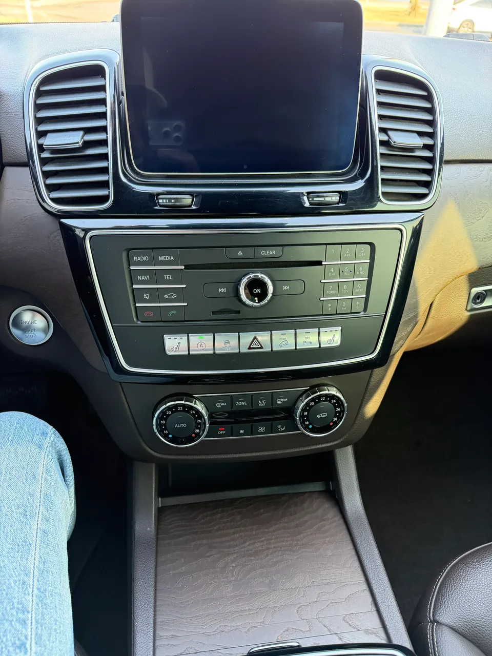 Mercedes-Benz GLE - фото 15