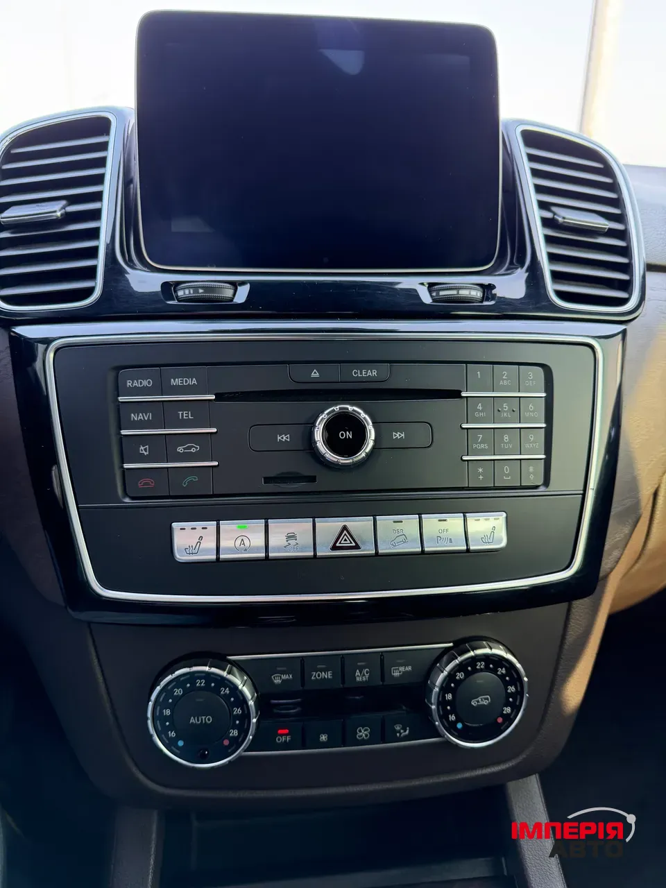 Mercedes-Benz GLE - фото 13