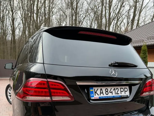 Mercedes-Benz GLE - фото 4