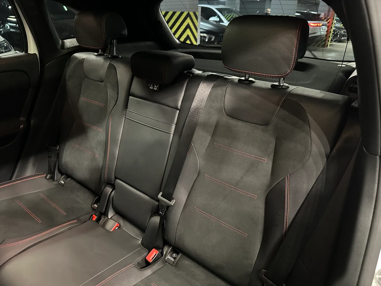 Mercedes-Benz GLA - фото 14