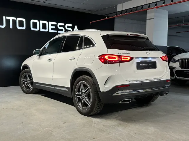Mercedes-Benz GLA - фото 4