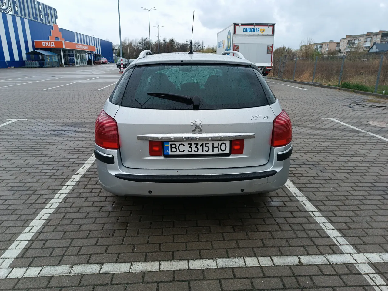 Peugeot 407 - фото 14