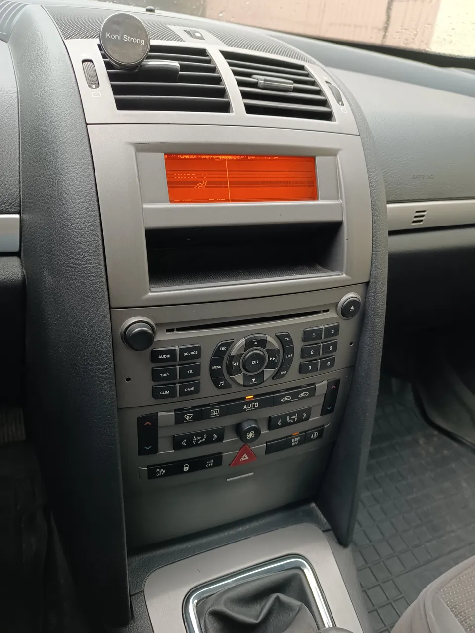 Peugeot 407 - фото 25