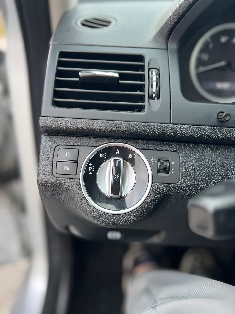 Mercedes-Benz C-Класс - фото 35