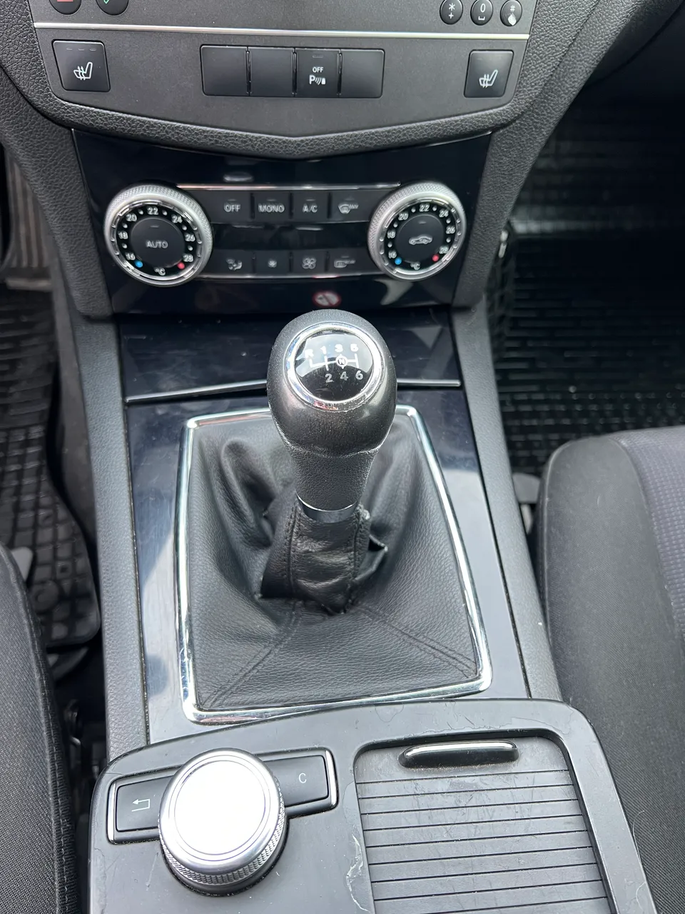 Mercedes-Benz C-Класс - фото 24