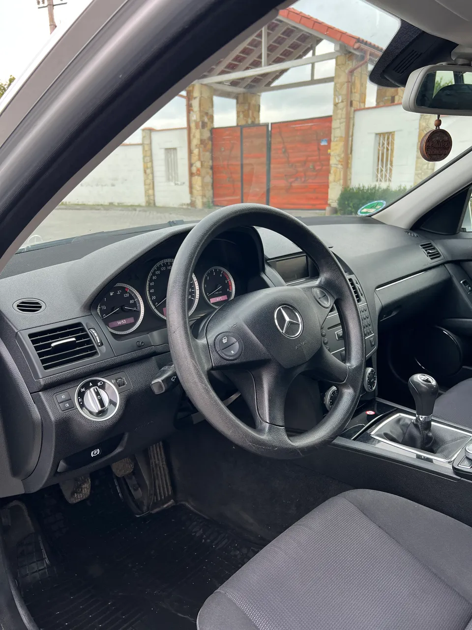 Mercedes-Benz C-Класс - фото 20