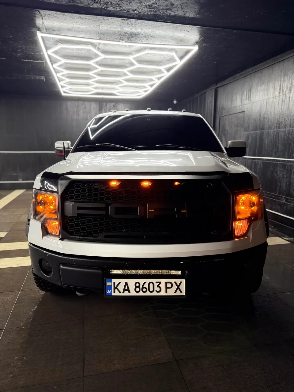 Ford F-150 - фото 4